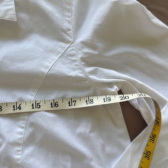 J. Jill White Cotton Button Down Shirt with Iridescent Mother of Pearl Buttons - Picture 5 of 11